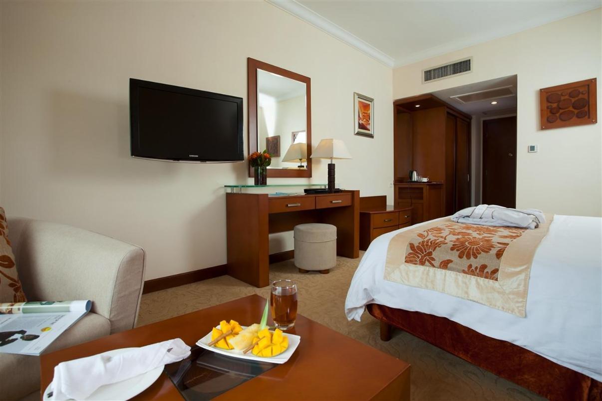 Hotel Ledger Plaza Bangui Esterno foto