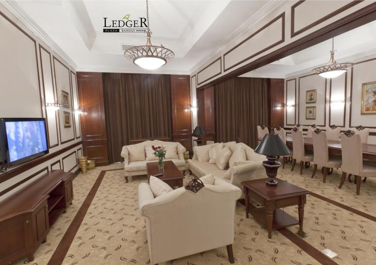 Hotel Ledger Plaza Bangui Esterno foto